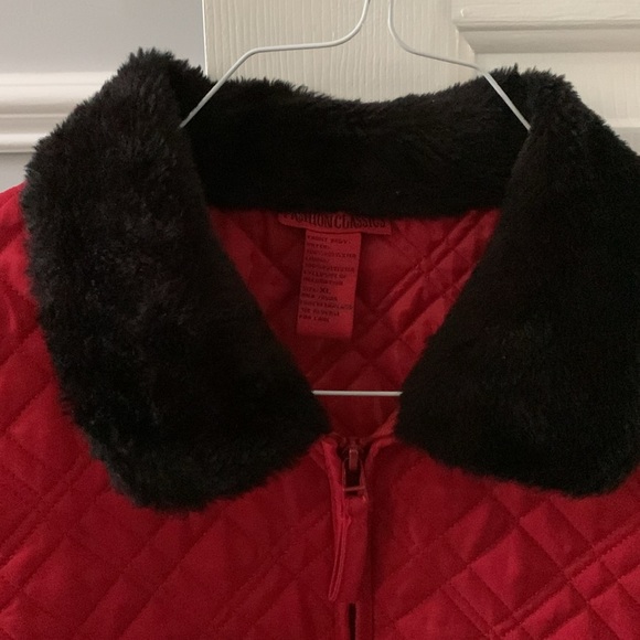 Red Faux Fur Vest - Picture 2 of 6